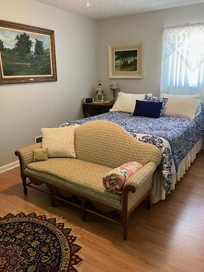 Marshall The Ashe Farm Bed & Breakfast エクステリア 写真
