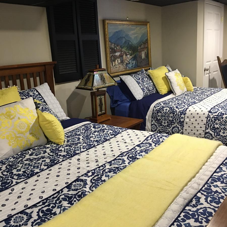 Marshall The Ashe Farm Bed & Breakfast エクステリア 写真