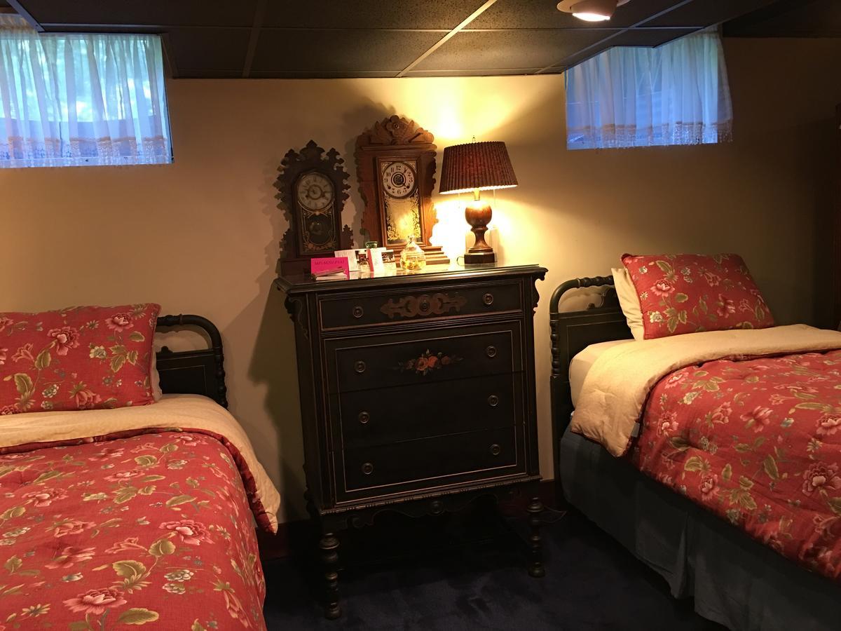 Marshall The Ashe Farm Bed & Breakfast エクステリア 写真